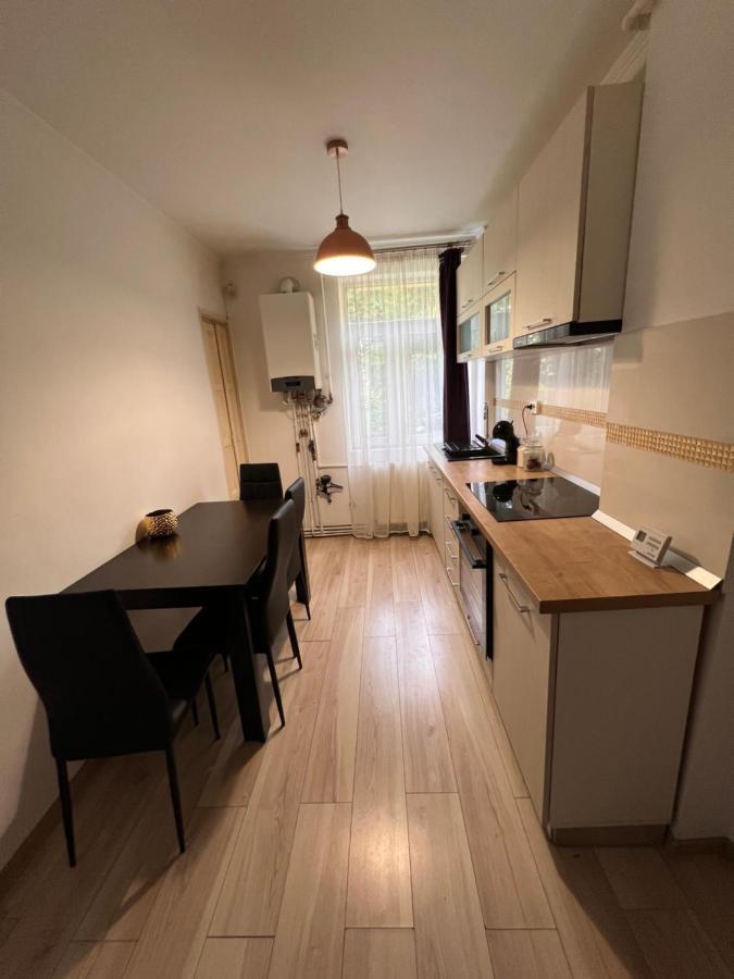 Star Apartment